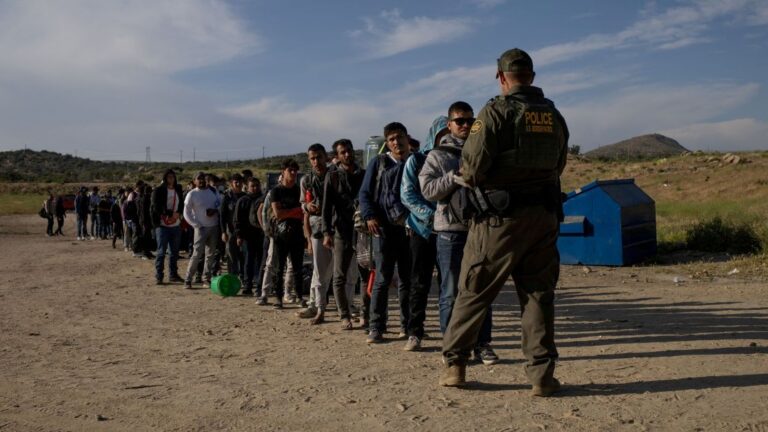 congresso-dos-eua-aprova-projeto-para-detencao-de-certos-imigrantes-ilegais