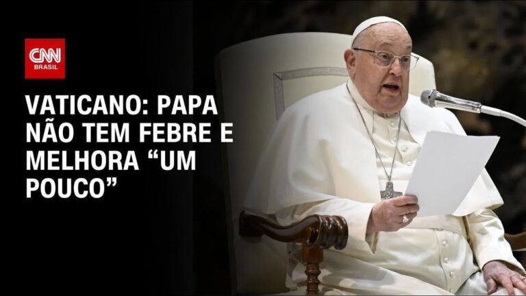 papa-francisco-esta-melhorando-e-trabalhando-no-hospital,-diz-vaticano